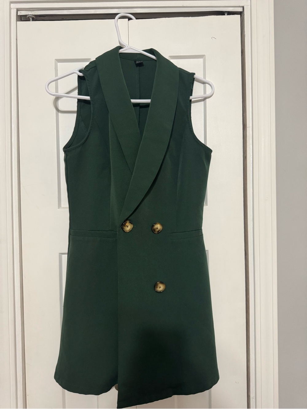Sleeveless Forest Green Double-Breasted Blazer